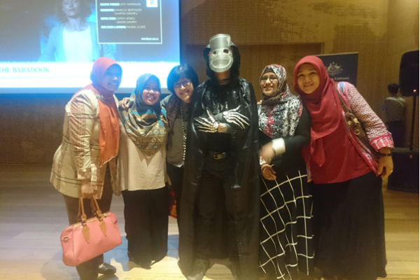 Sastra Inggris UNAS Nobar The Babadook di Kedutaan Australia!